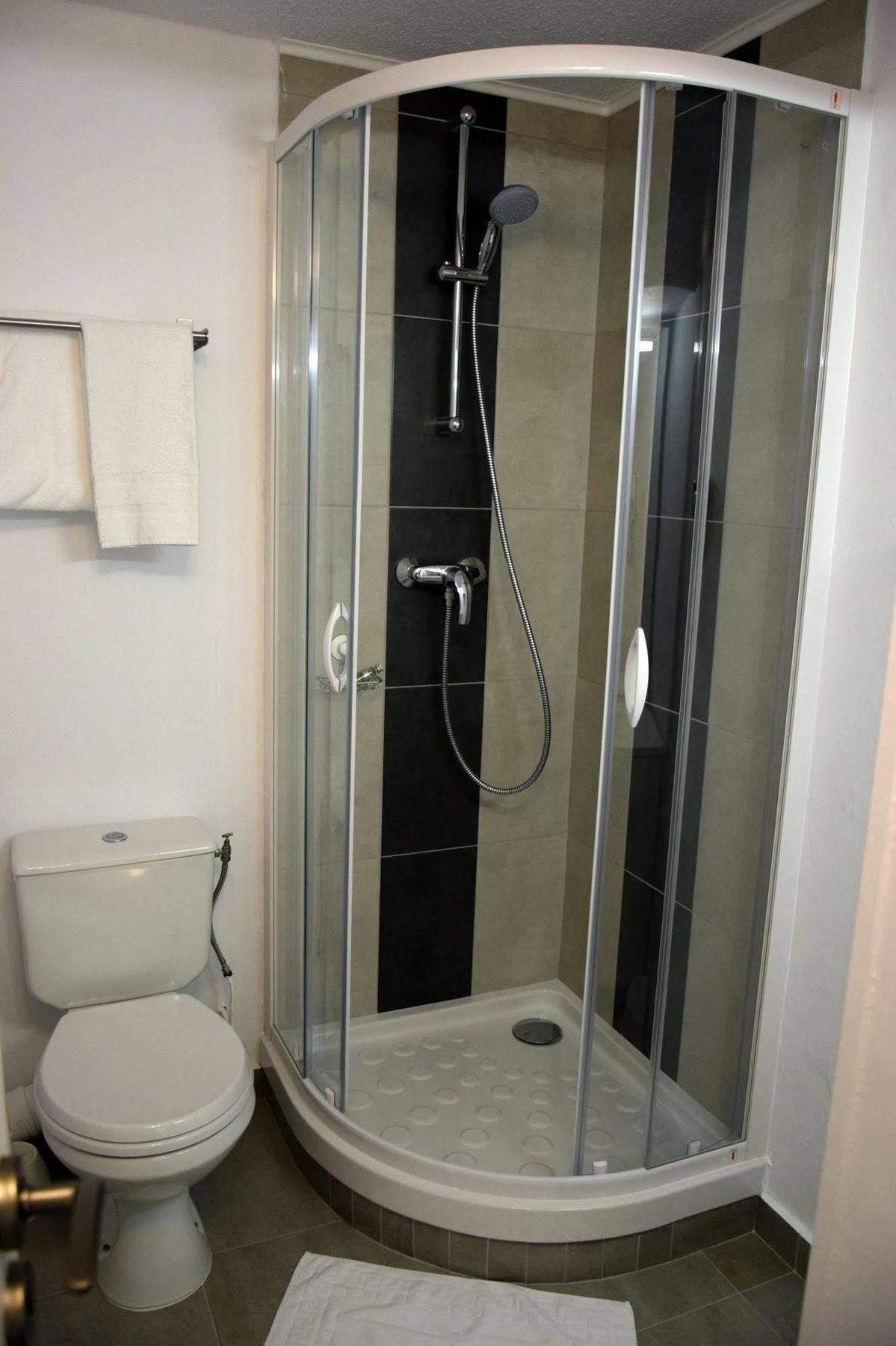 Contact Le Seino Marin - Elbeuf Hotel 2*